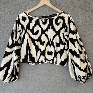 Rachel Zoe Printed Long Sleeve Crop Shirt